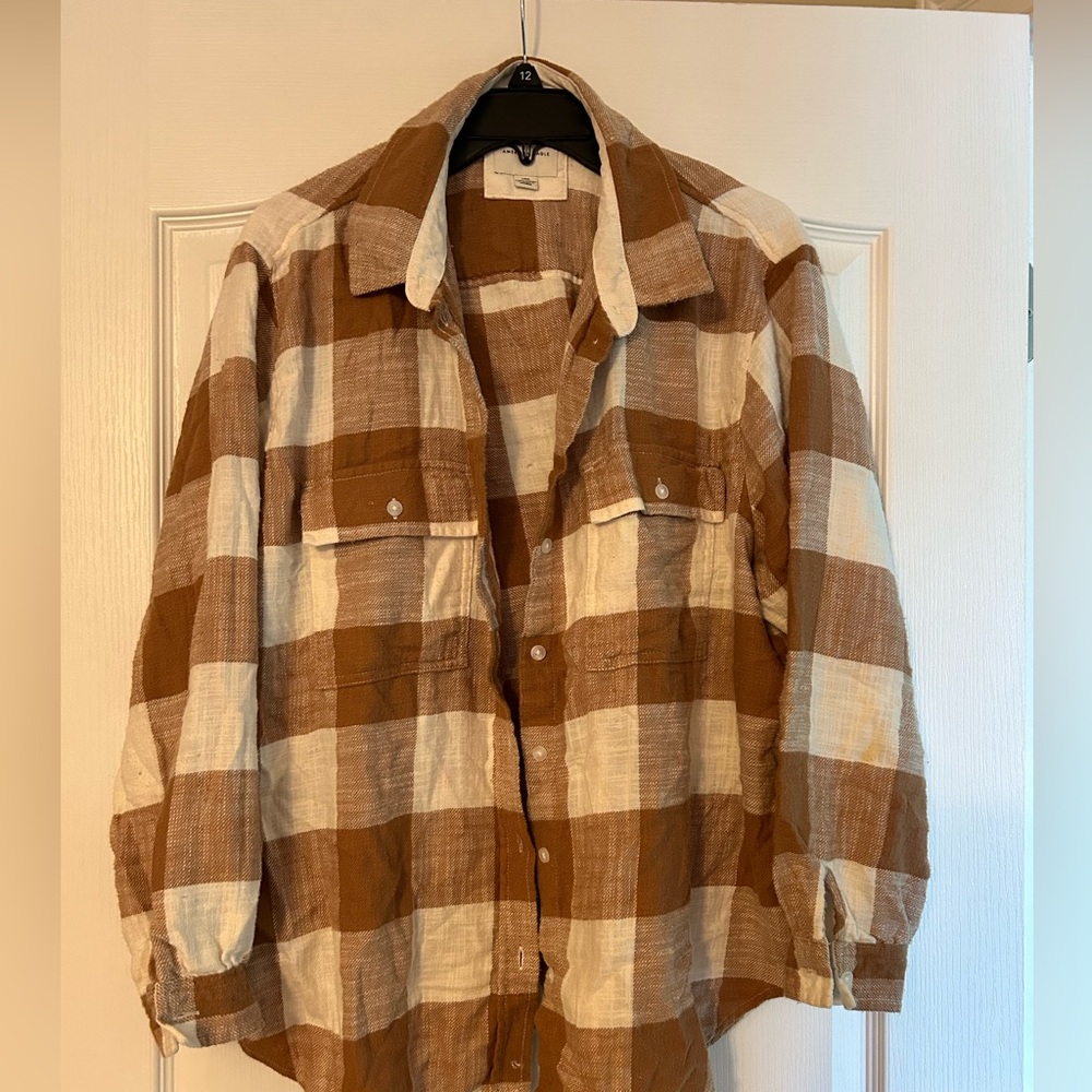 American Eagle Outfitters Brown and Cream Plaid Button-Down Shirt